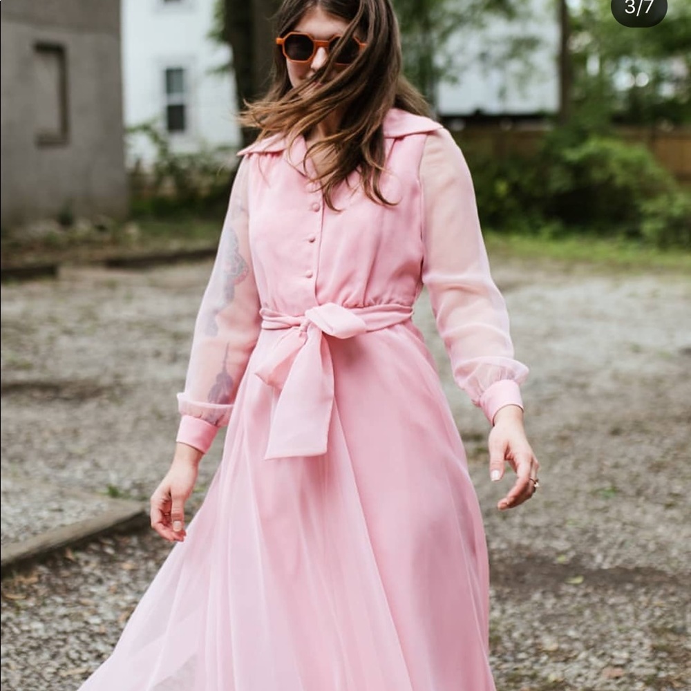 Gorgeous 1970s bubble gum pink chiffon dress xs/s